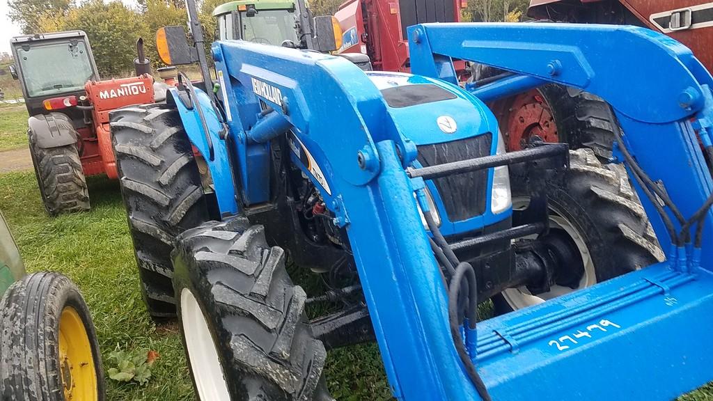 New Holland TN70DA Loader Tractor