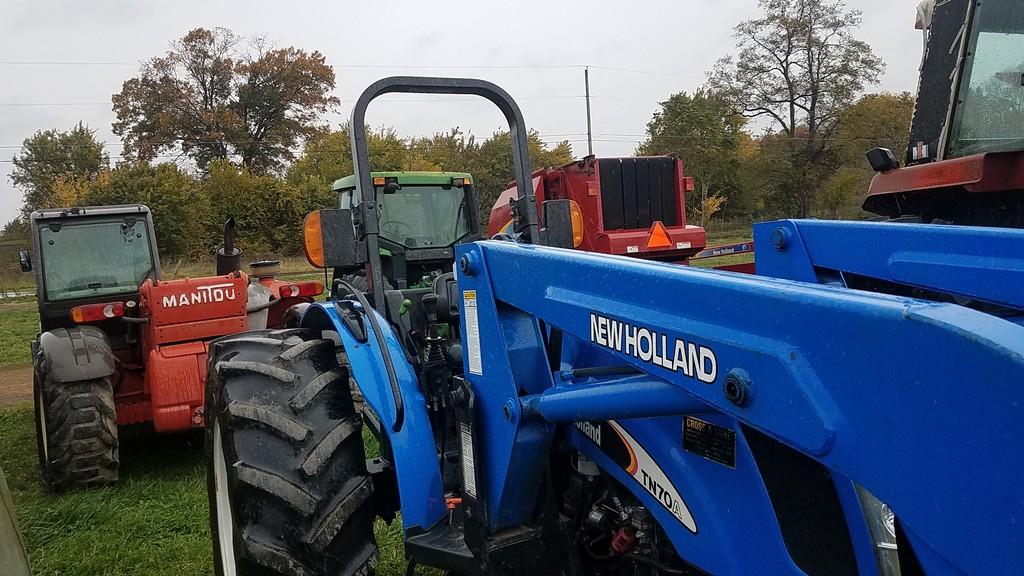 New Holland TN70DA Loader Tractor