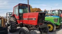 International 5288 Cab Tractor