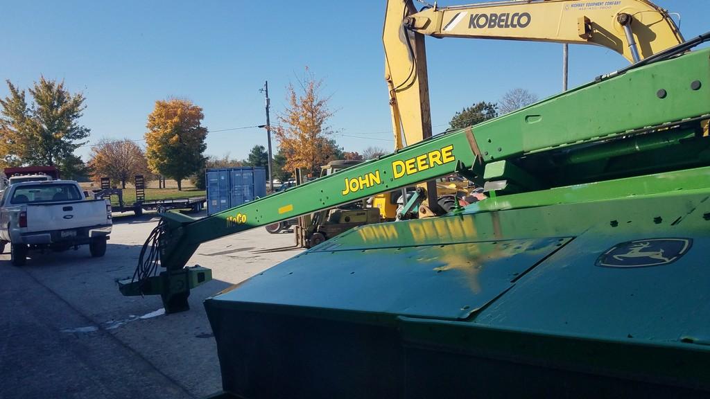 John Deere 956 Discbine