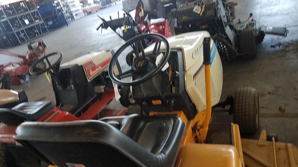 Cub Cadet 1440 Riding Tractor
