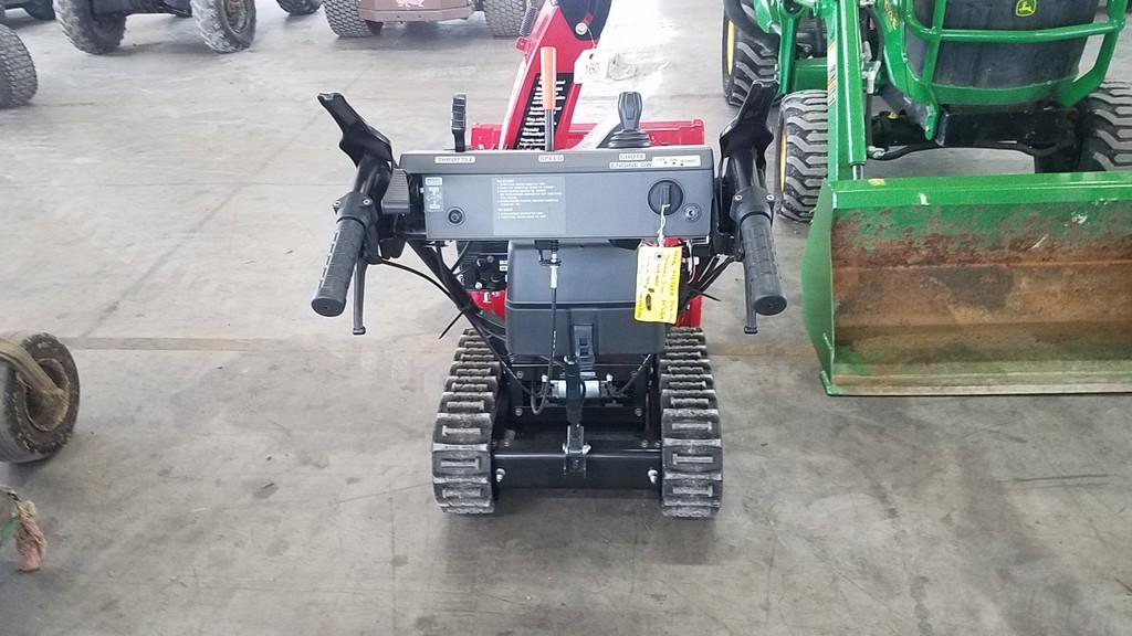 Honda HSS724A Track Snow Blower 'LIKE NEW'