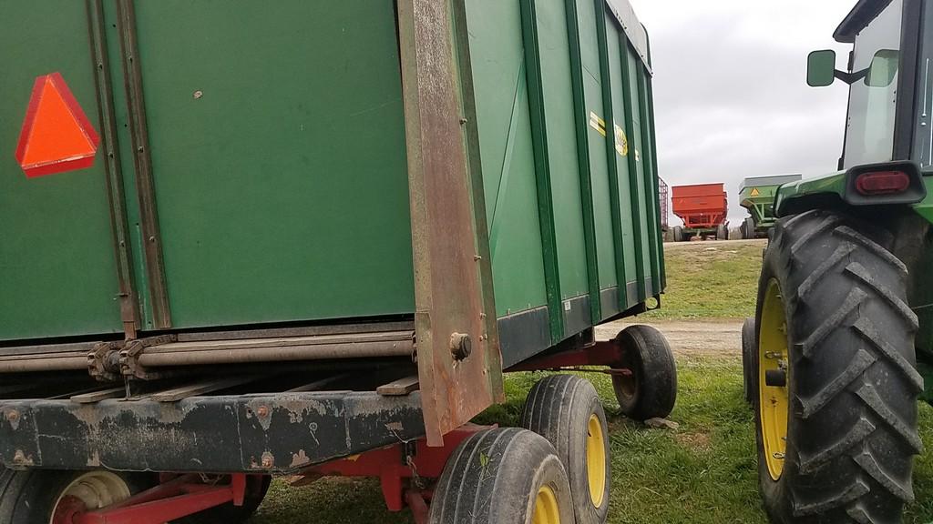 Badger  Forage Box