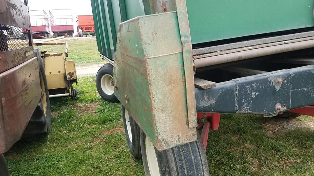 Badger  Forage Box