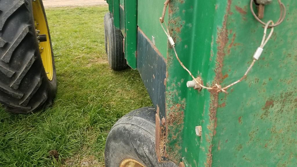 Badger  Forage Box