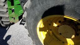 John Deere 7700 Cab Tractor
