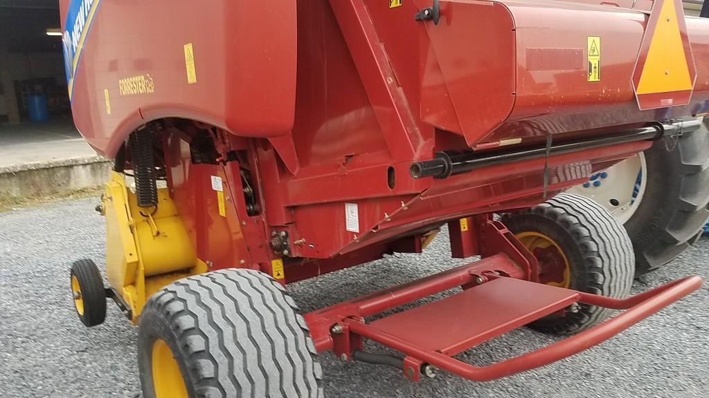 2015 New Holland 450 Round Baler 'Monitor In The Office'