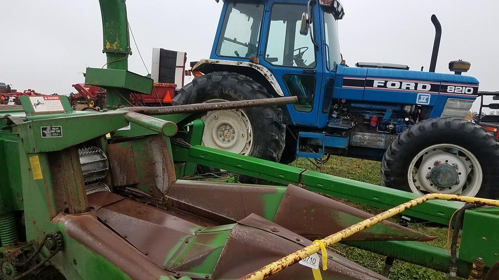 John Deere  Corn Head