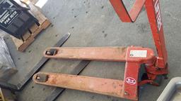 BT Lifters  Pallet Jack