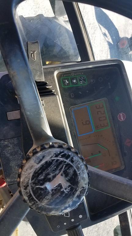 John Deere 7700 Cab Tractor