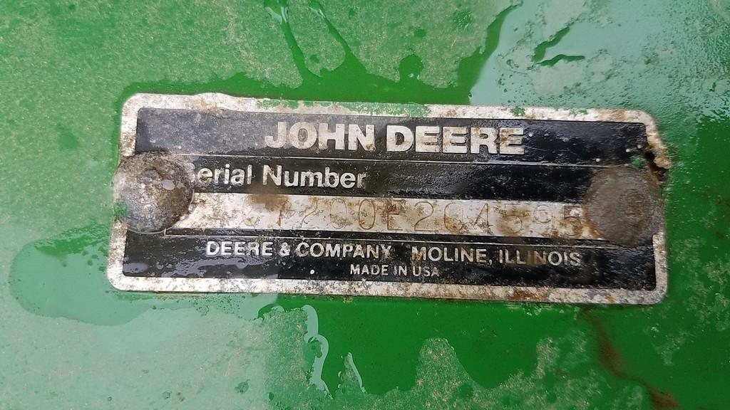 John Deere 7200 Corn Planter