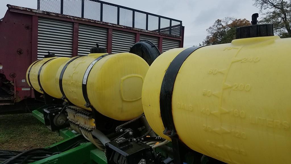 John Deere 7200 Corn Planter