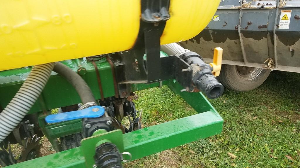 John Deere 7200 Corn Planter