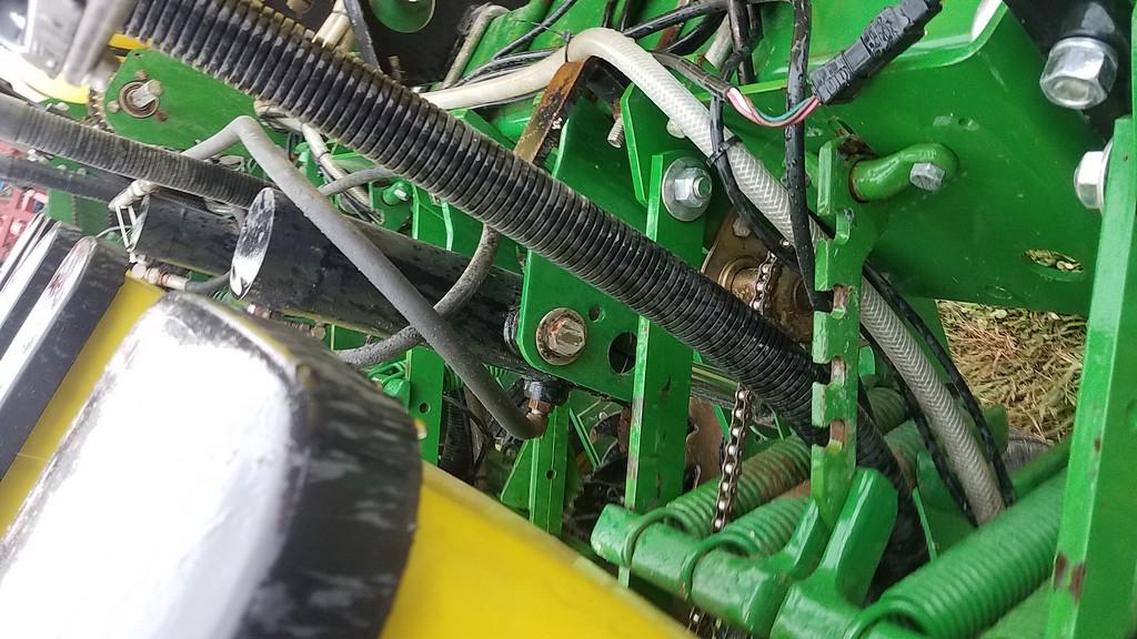 John Deere 7200 Corn Planter