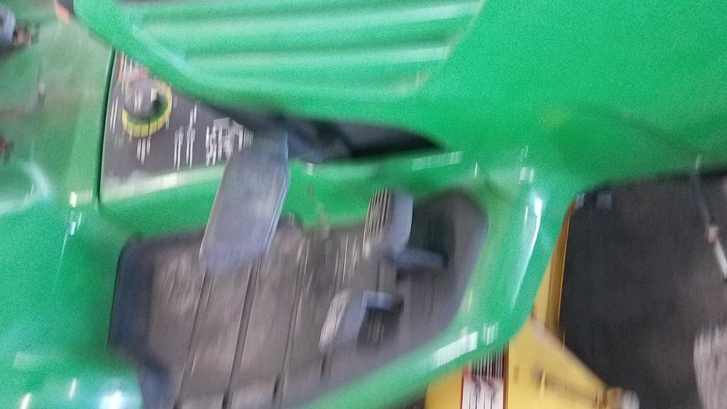 2012 John Deere X700 Riding Tractor