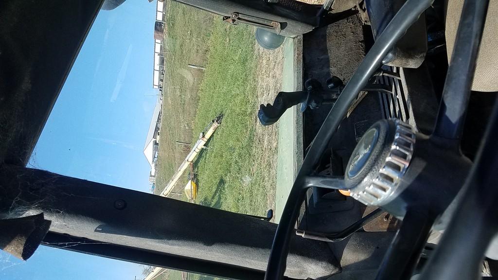 John Deere 4240 Cab Tractor