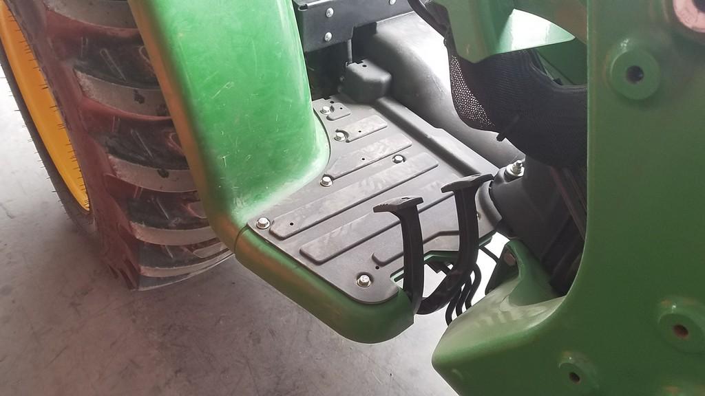 2020 John Deere 3038E Compact Loader Tractor