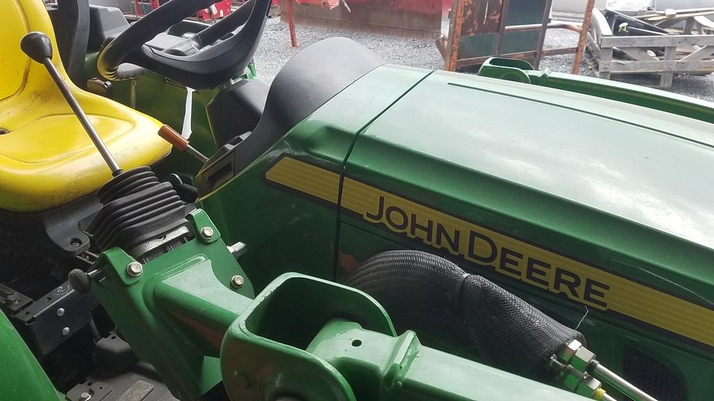 2020 John Deere 3038E Compact Loader Tractor
