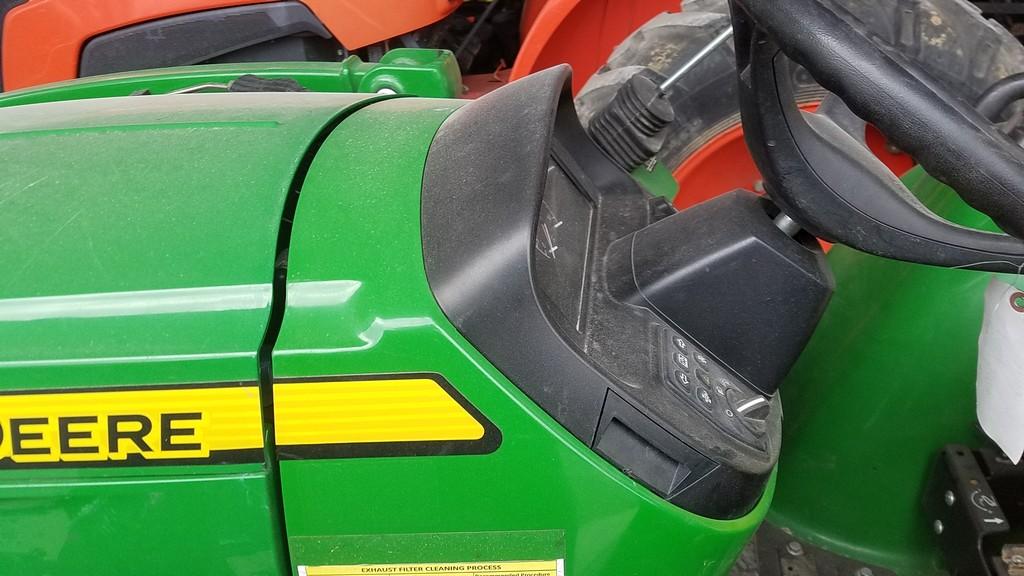 2020 John Deere 3038E Compact Loader Tractor