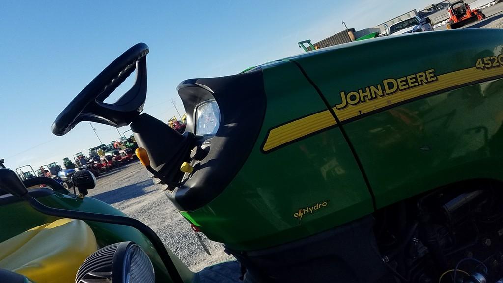 John Deere 4520 Compact Tractor 'Ride & Drive'