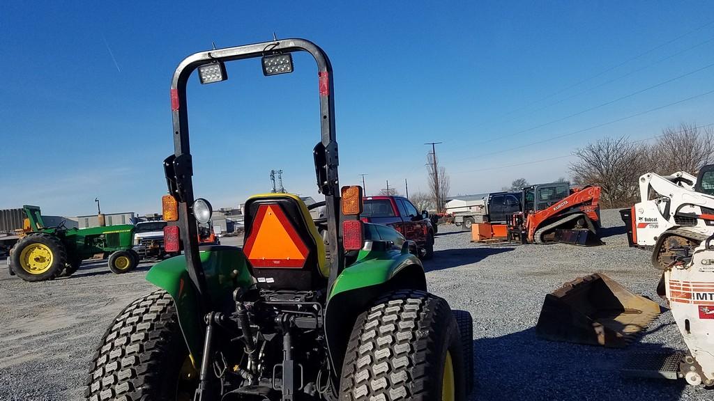 John Deere 4520 Compact Tractor 'Ride & Drive'