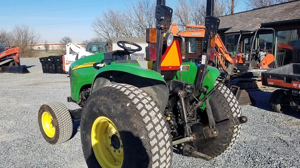 John Deere 4520 Compact Tractor 'Ride & Drive'