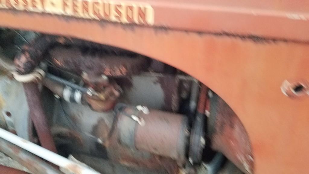 Massey Ferguson 35 Tractor 'Runs & Operates'