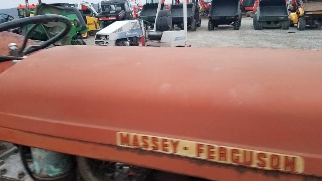 Massey Ferguson 35 Tractor 'Runs & Operates'