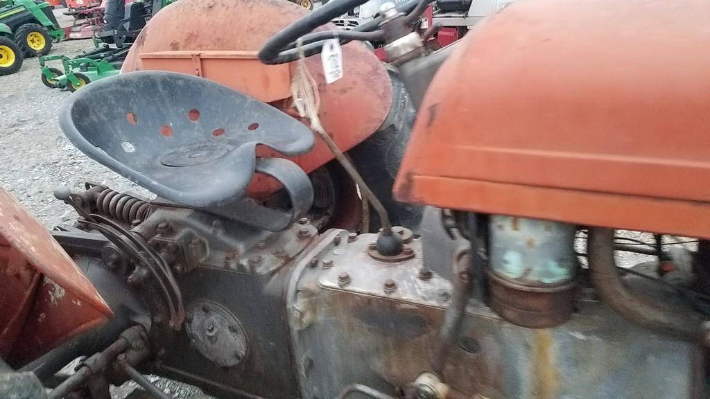Massey Ferguson 35 Tractor 'Runs & Operates'