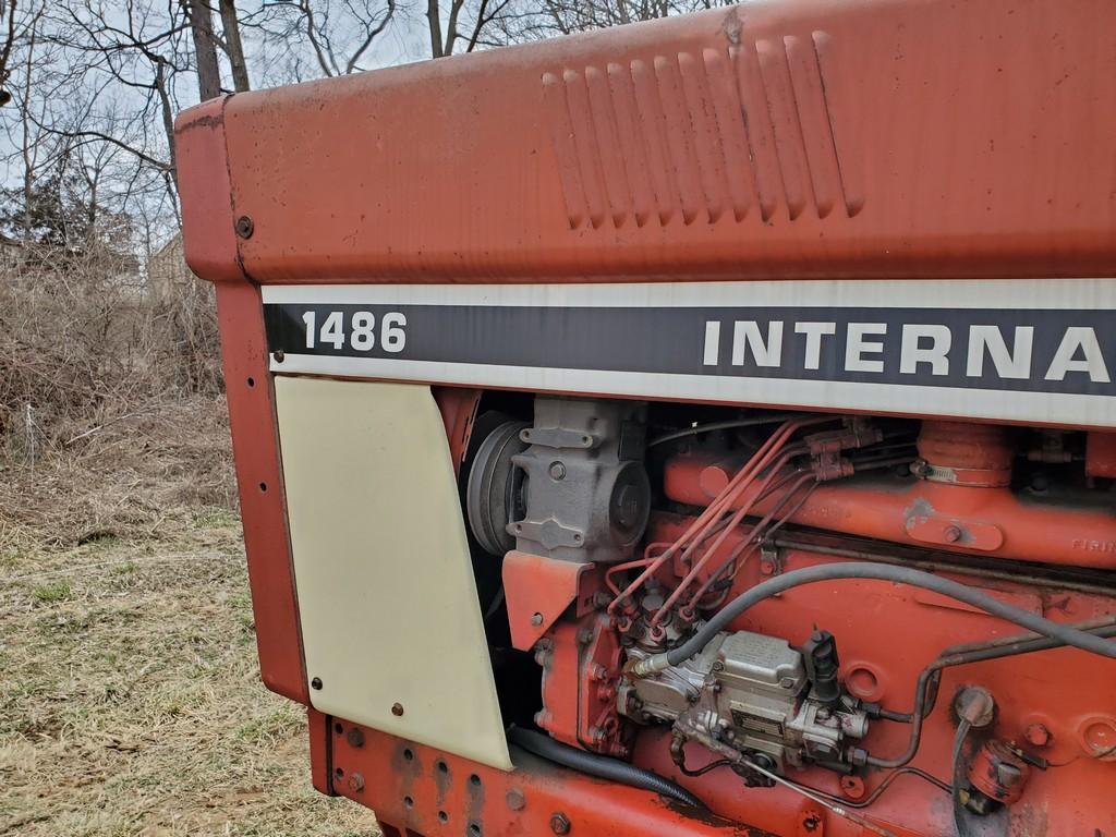 International 1486 Cab Tractor