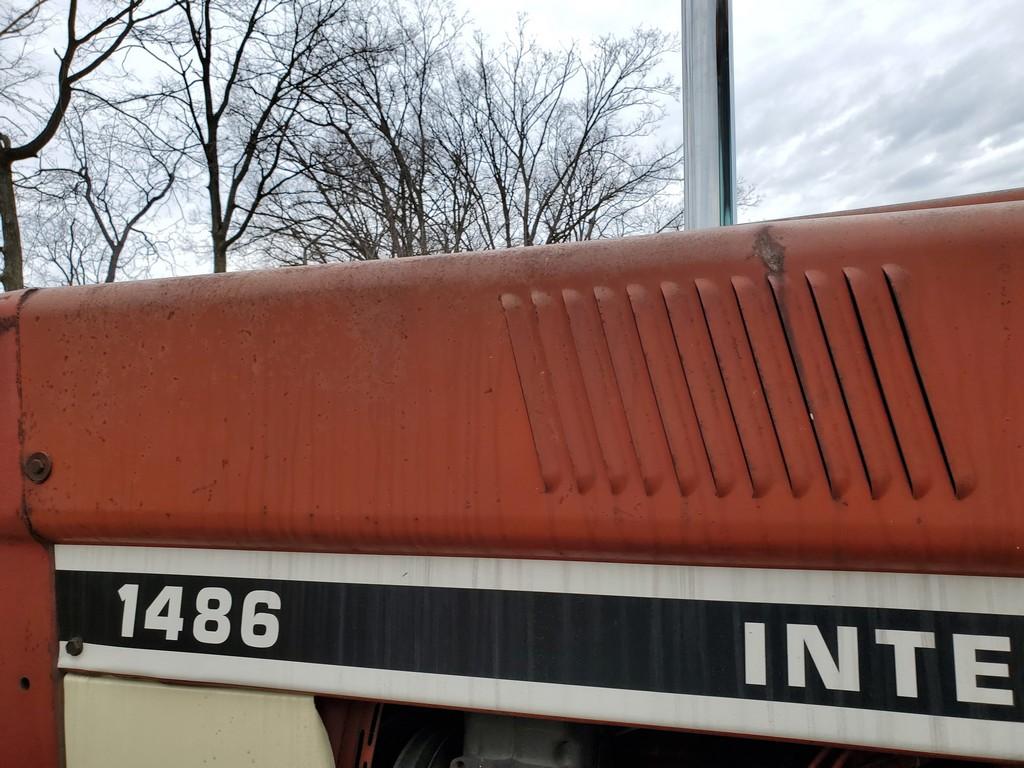International 1486 Cab Tractor