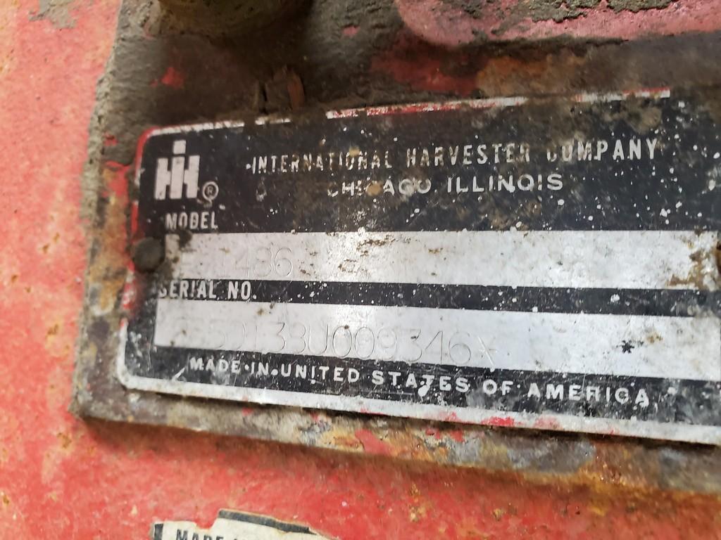 International 1486 Cab Tractor