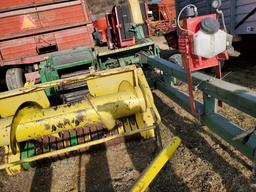 John Deere  Grass Head