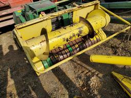 John Deere  Grass Head