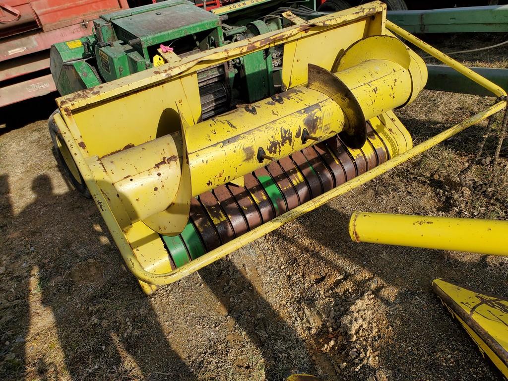 John Deere  Grass Head