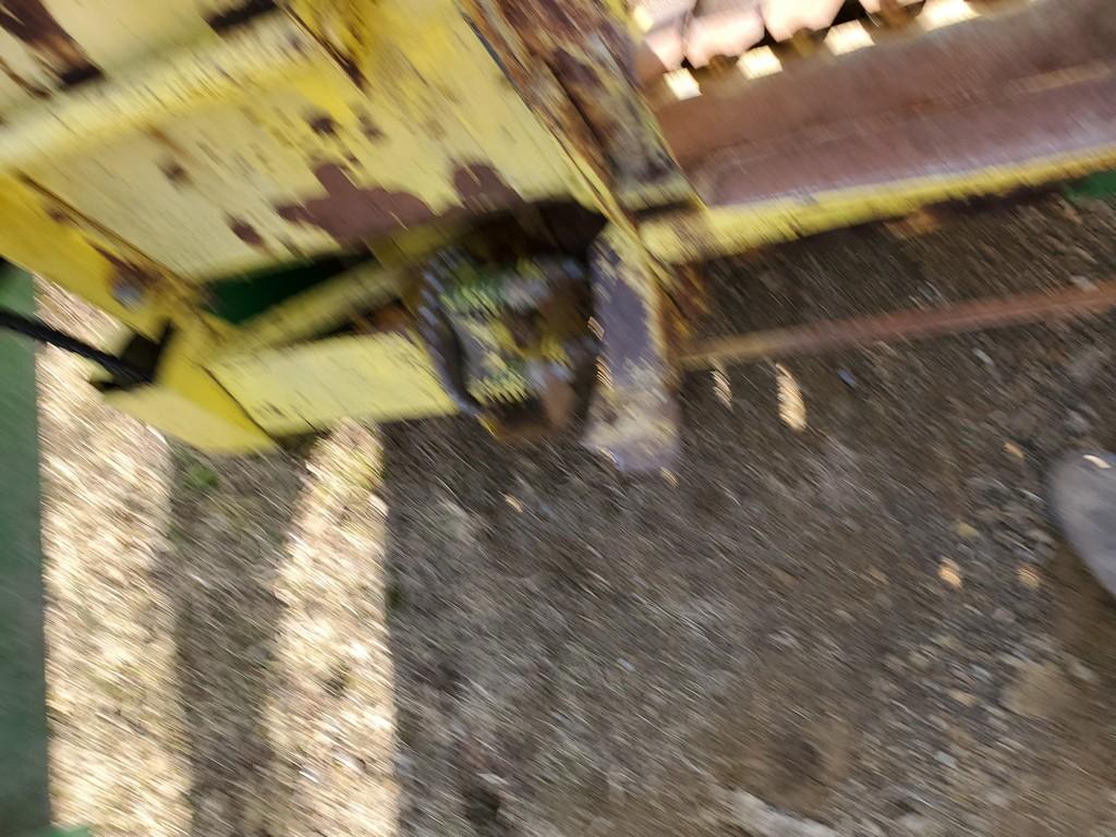 John Deere  Grass Head