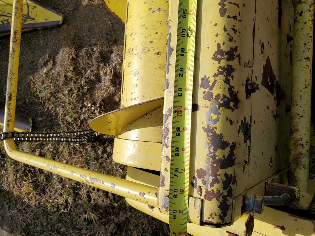John Deere  Grass Head