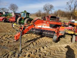 Kuhn Merge Maxx 300 Merger 'Controls in the Office'