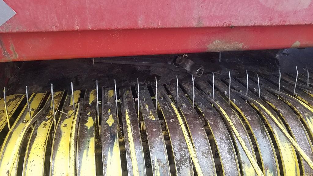 New Holland 311 Small Square Baler