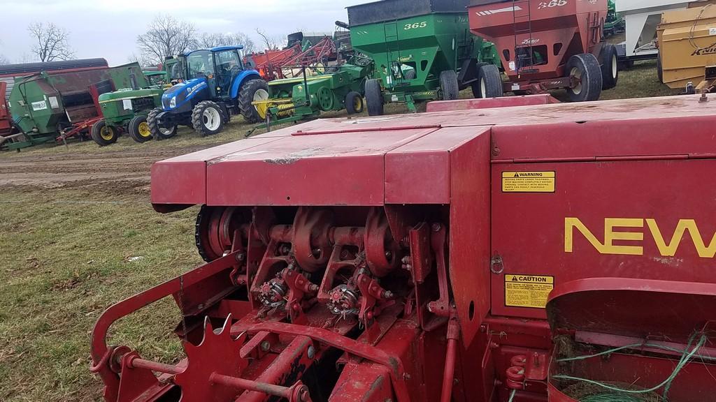 New Holland 311 Small Square Baler