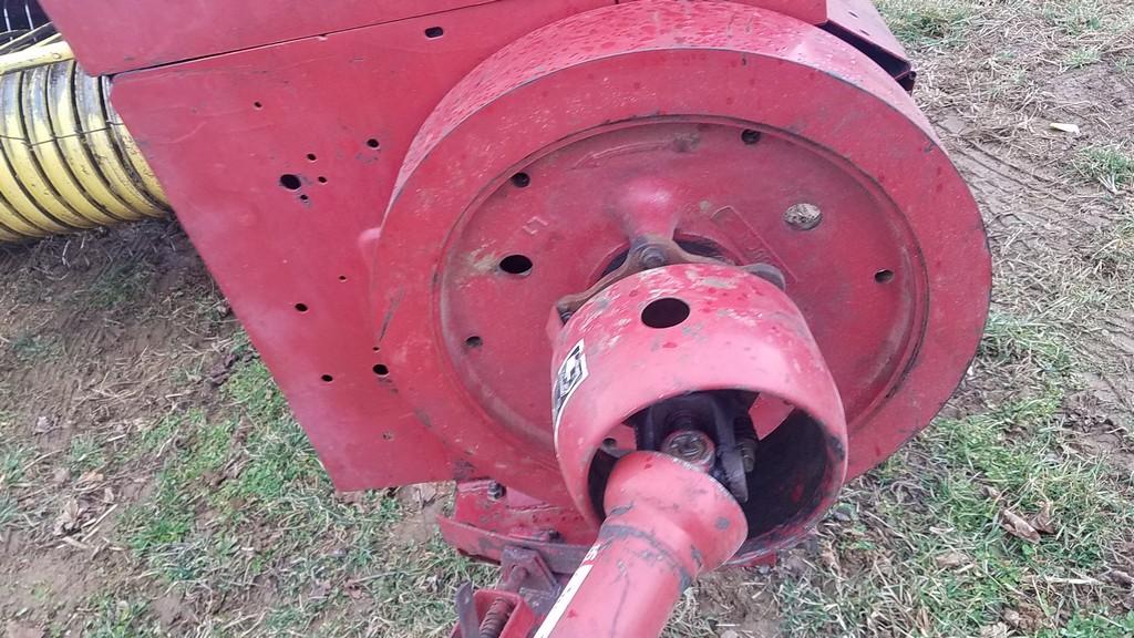 New Holland 311 Small Square Baler
