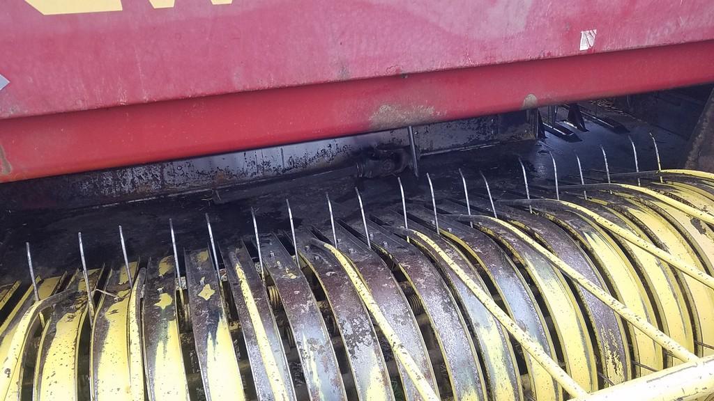 New Holland 311 Small Square Baler