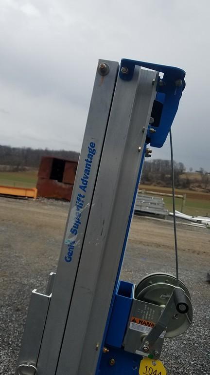 2022 Genie SLA10 Lift