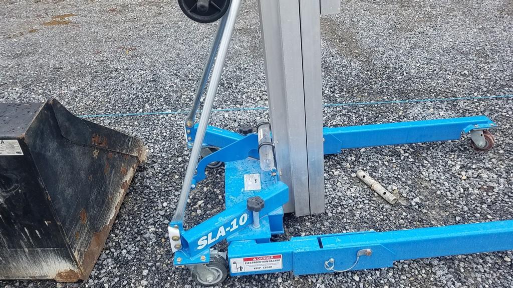 2022 Genie SLA10 Lift