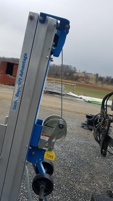 2022 Genie SLA10 Lift