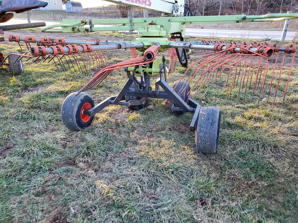 Claas Liner 650 Twin Rake 'Manual in the Office'