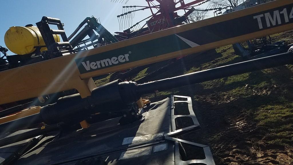 Vermeer TM1410 Disc Mower