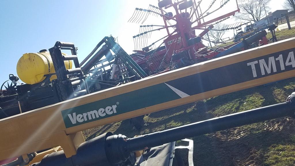 Vermeer TM1410 Disc Mower