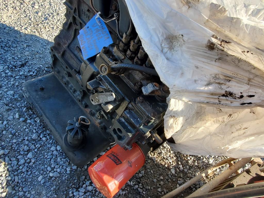 Kubota V1902 Engine