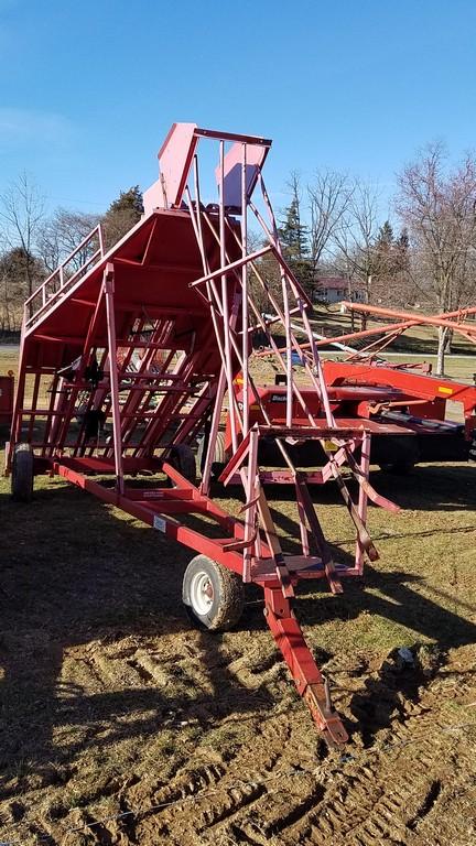 2008 Kuhns MFG 1534 Hay Accumulator